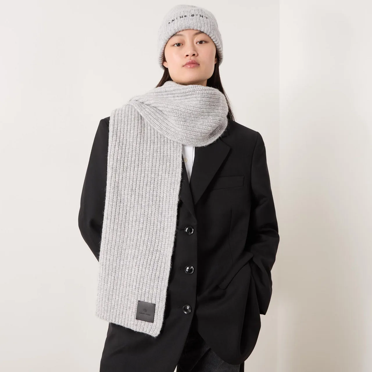 ANINE BING Hannah Knitted Wrap Scarf - Light Heather Grey