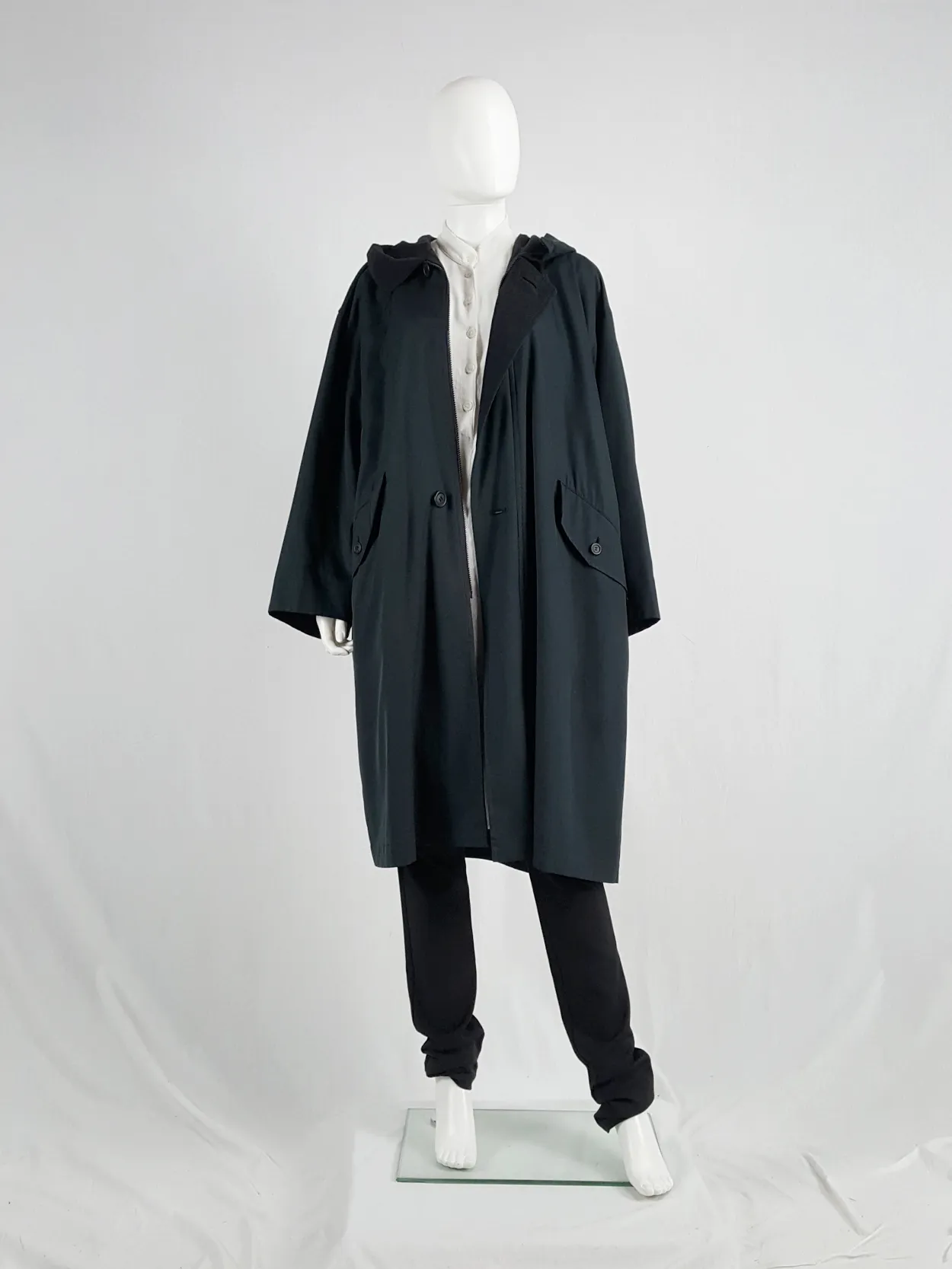 Issey Miyake Windcoat black oversized parka with zipped hood — 1990s