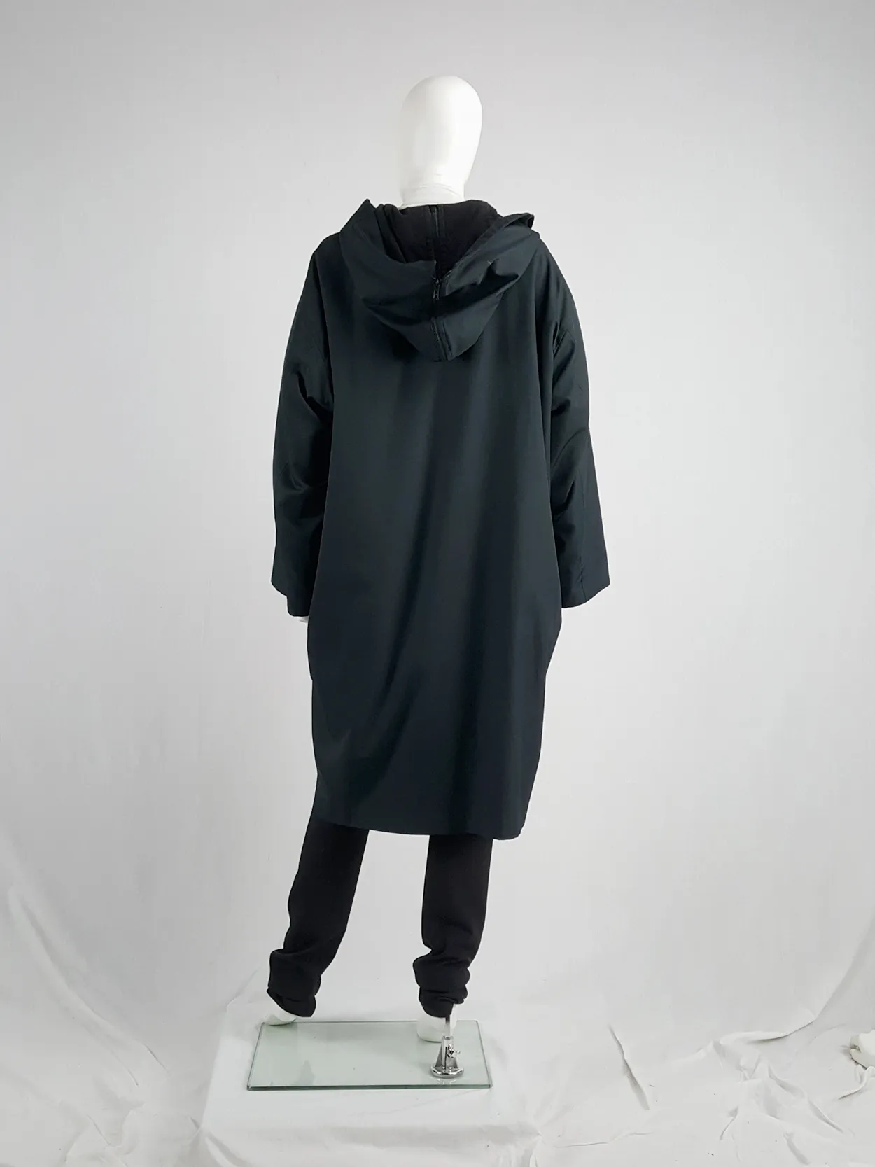 Issey Miyake Windcoat black oversized parka with zipped hood — 1990s