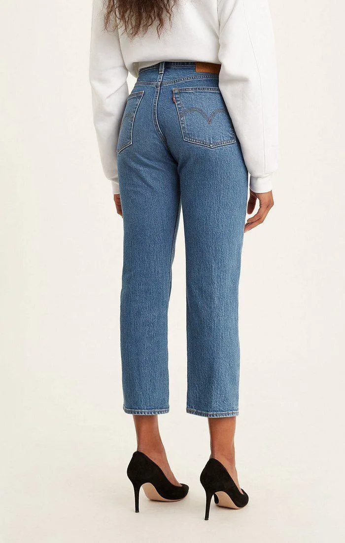 Levis Wedgie Straight Jeans