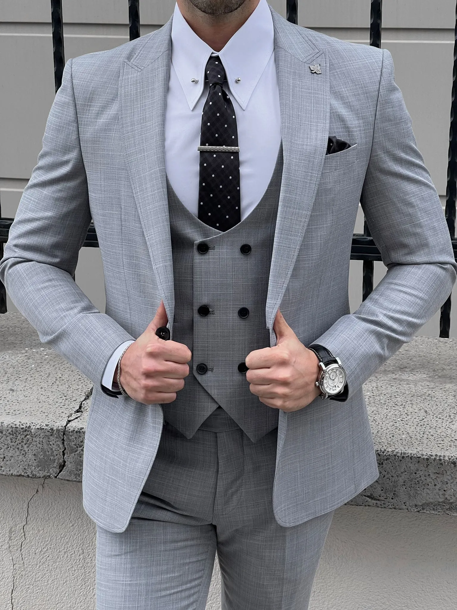 Slim Fit Pointed Collar Vest Gray Business Suit