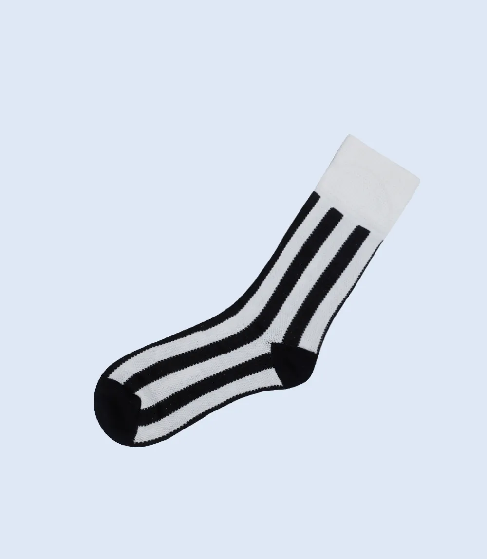 WA1206-BLACK-WHT-Women Socks