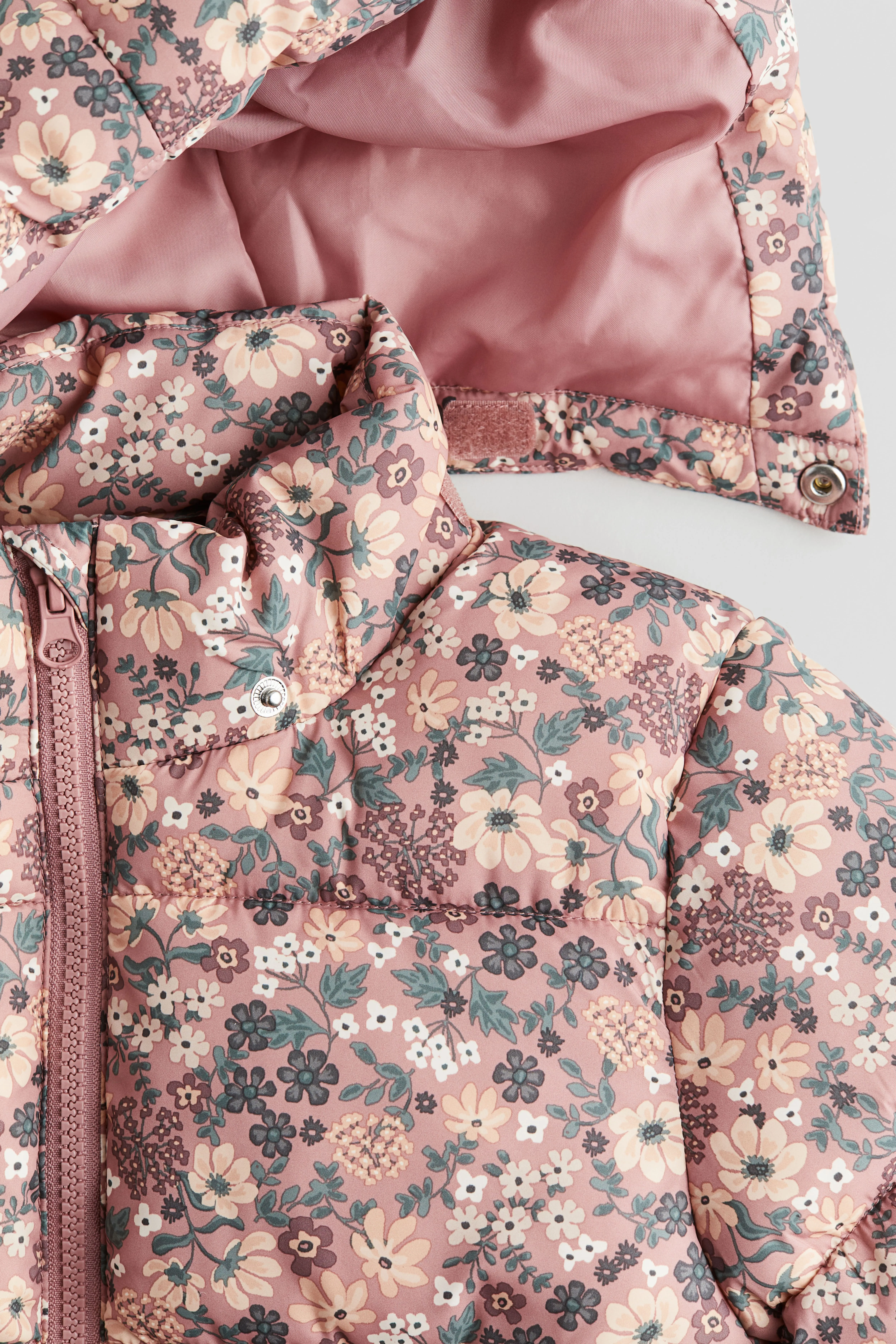 Water-repellent puffer jacket - Long sleeve - Regular length - Old rose/Floral - Kids | H&M GB