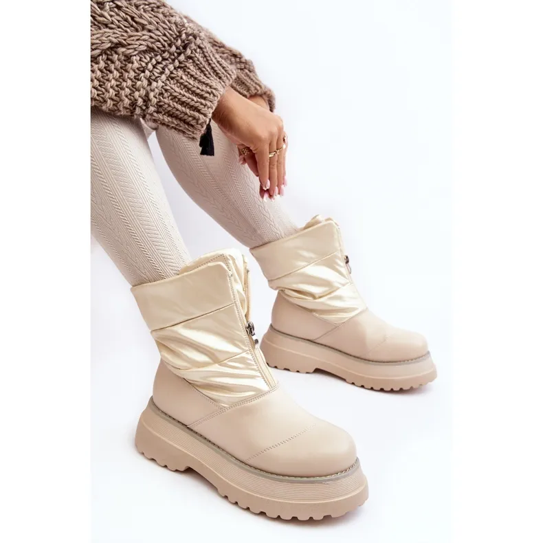 Women's Snow Boots On A Thick Sole With A Zipper GOE MM2N4079 Beige